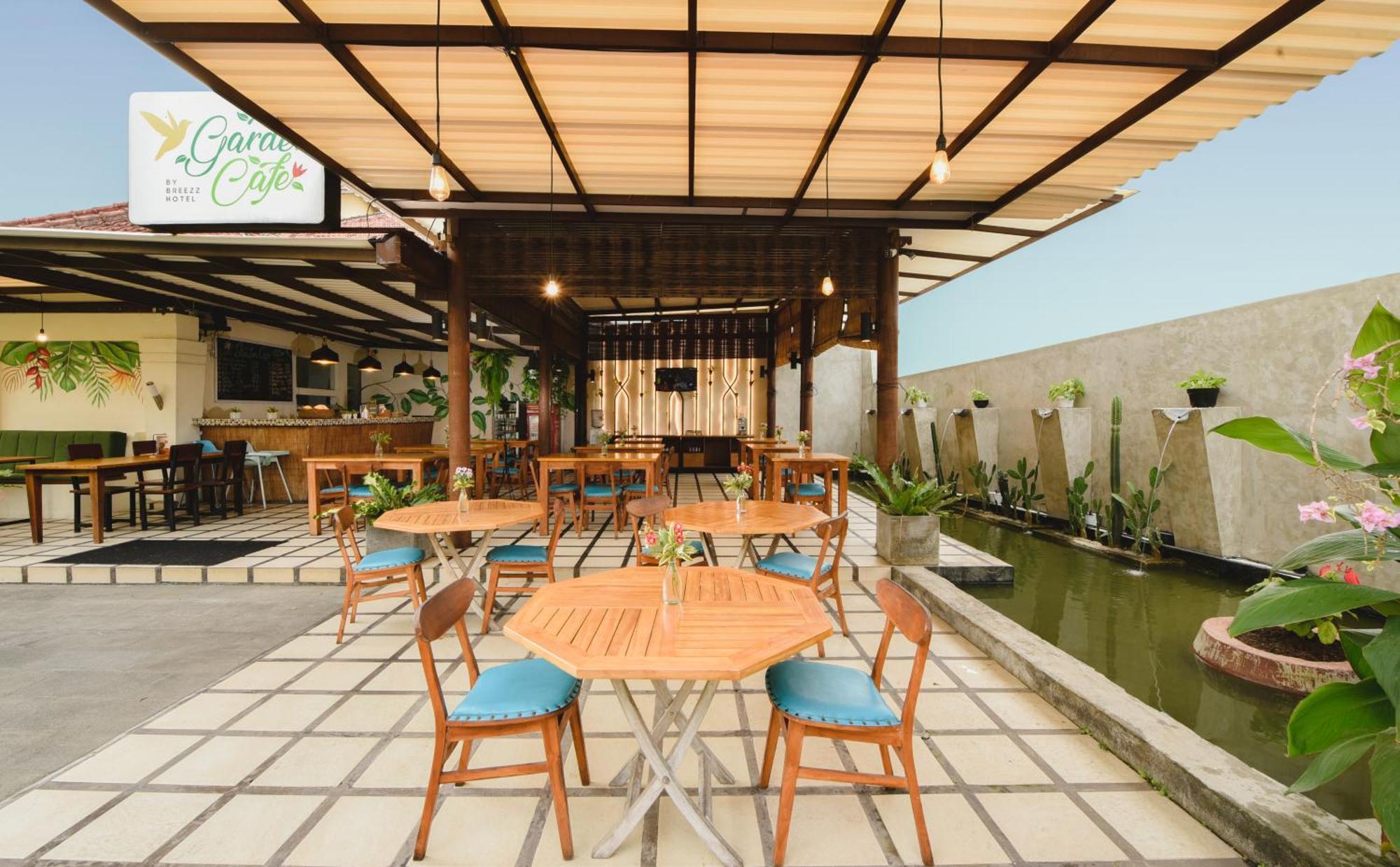 Bali Breezz Hotel Jimbaran Екстериор снимка