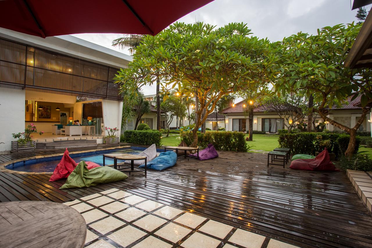 Bali Breezz Hotel Jimbaran Екстериор снимка